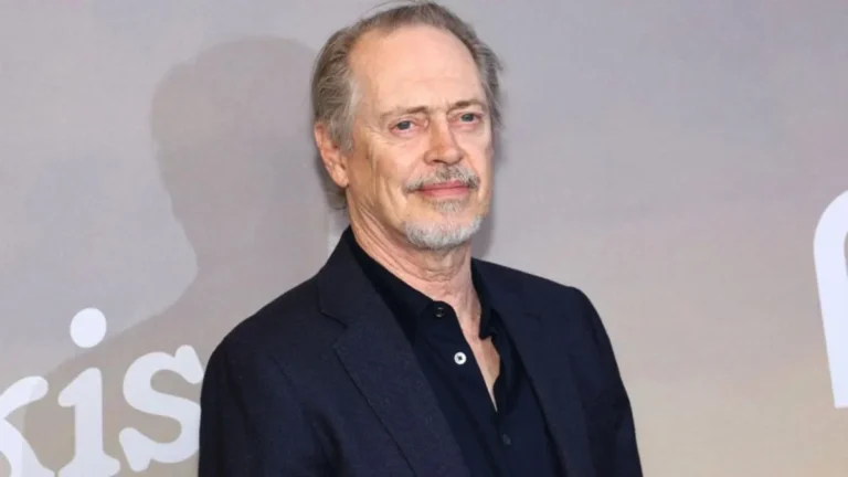 STEVE BUSCEMI PUNCHED WHILE WALKING IN NEW YORK CITY