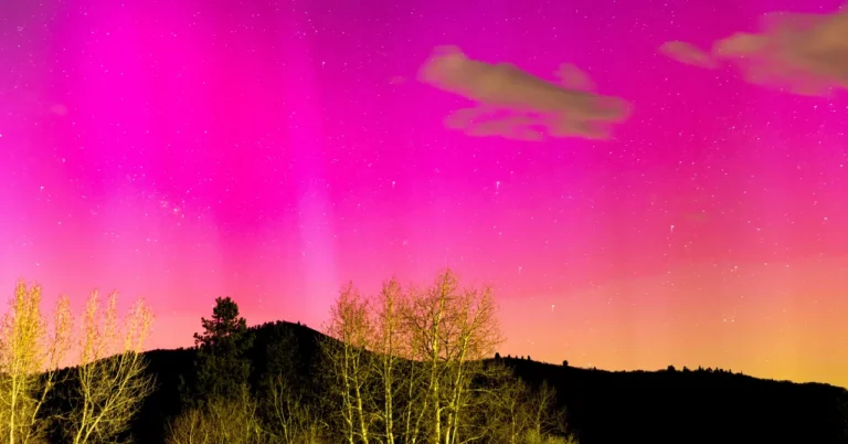 WHY ARE WE SEEING THESE CRAZY NORTHERN LIGHTS?